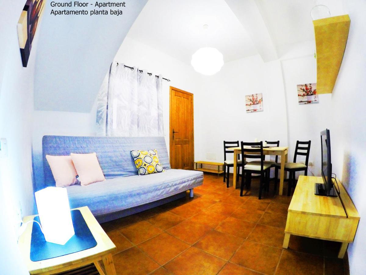 Apartamentos Ester 圣克鲁斯-德特内里费 外观 照片